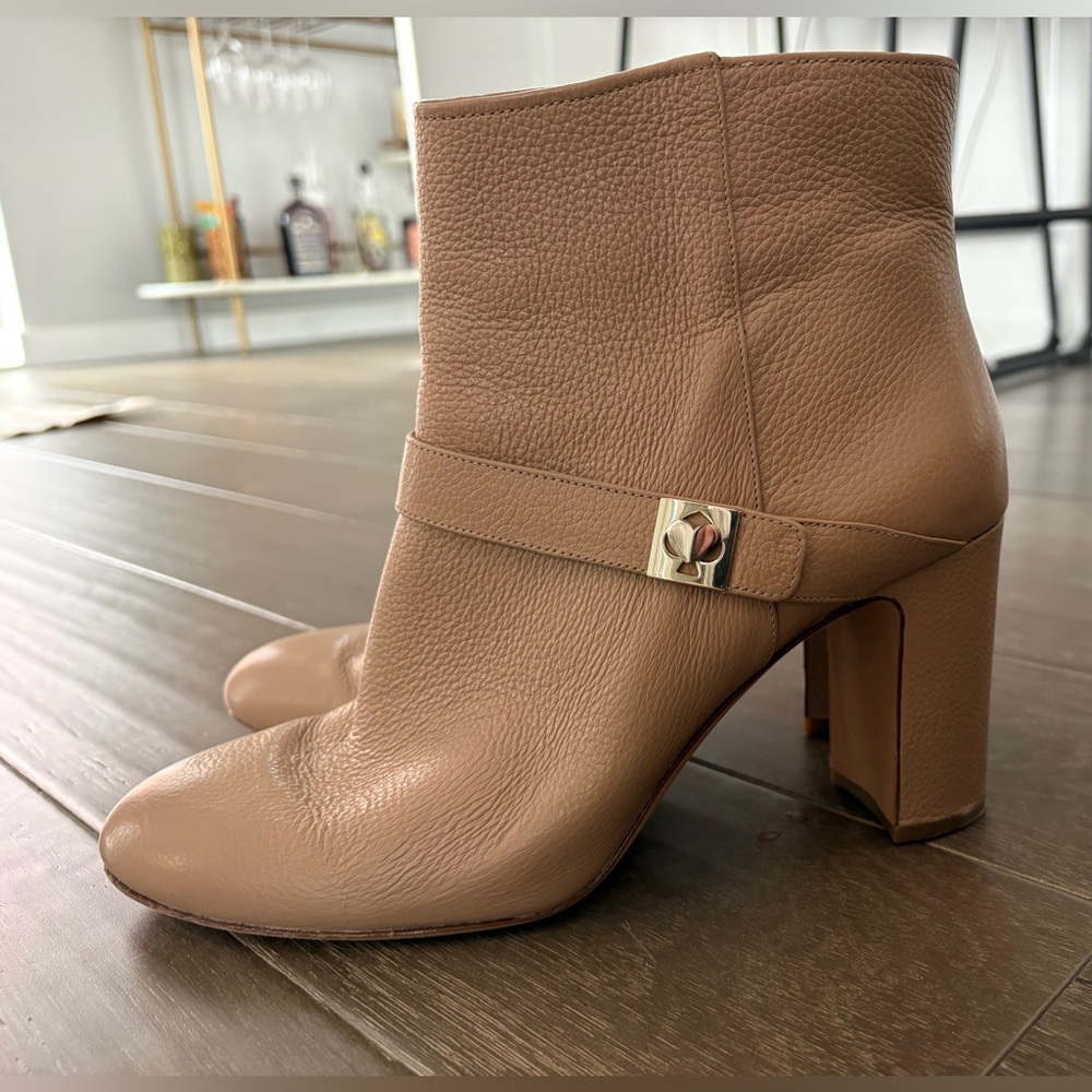 Kate Spade Nude Leather Thatcher Ankle Booties 9.5 - Picture 7 of 8